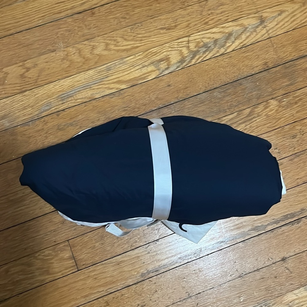 Anthropologie x Sky Export Navy and White Embroidered Quilt. Size Full. NWT - Picture 10 of 11
